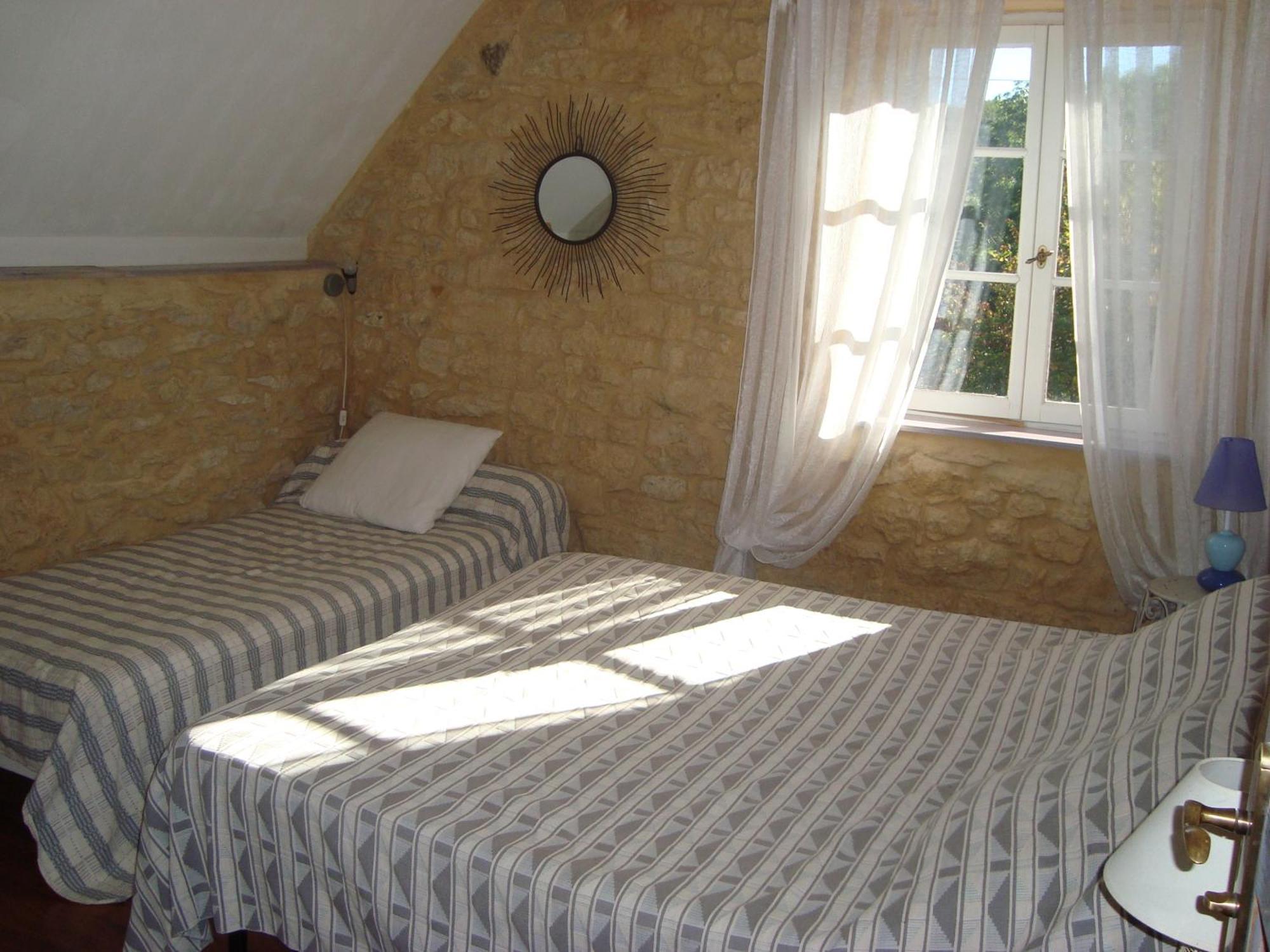 Le Bonheur Dans Notre Pre Villa Sainte-Mondane Bilik gambar