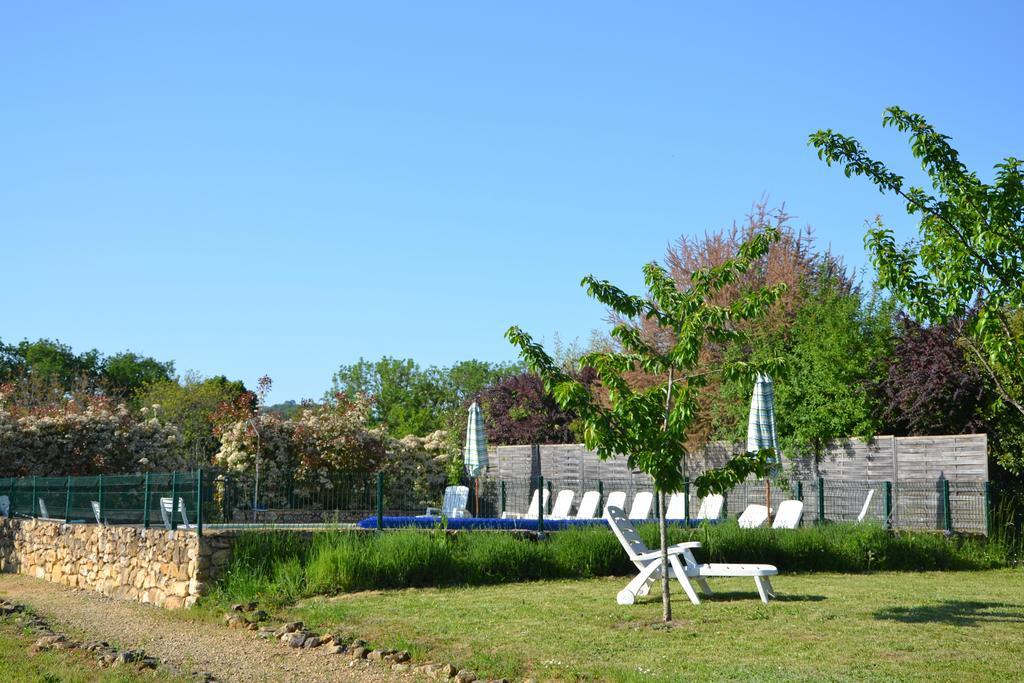Le Bonheur Dans Notre Pre Villa Sainte-Mondane Bilik gambar